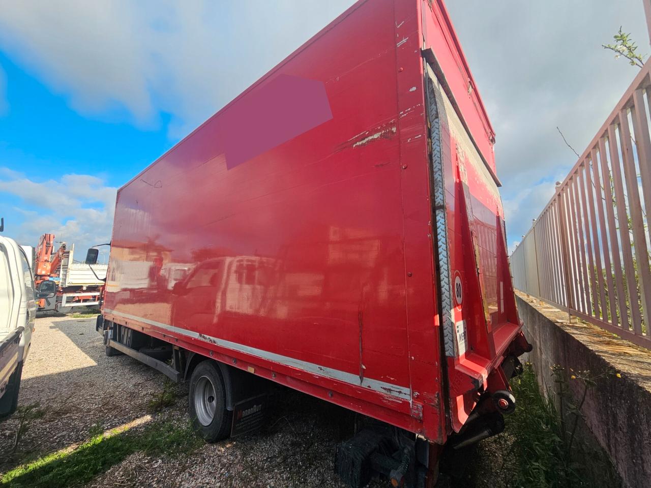 IVECO EUROCARGO 75E17 cassa e pedana