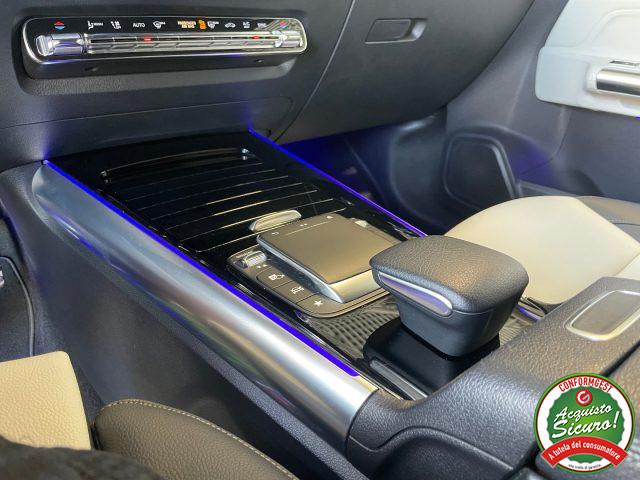 MERCEDES-BENZ GLA 200 d Auto Premium AMG *PACK LUCI*PELLE