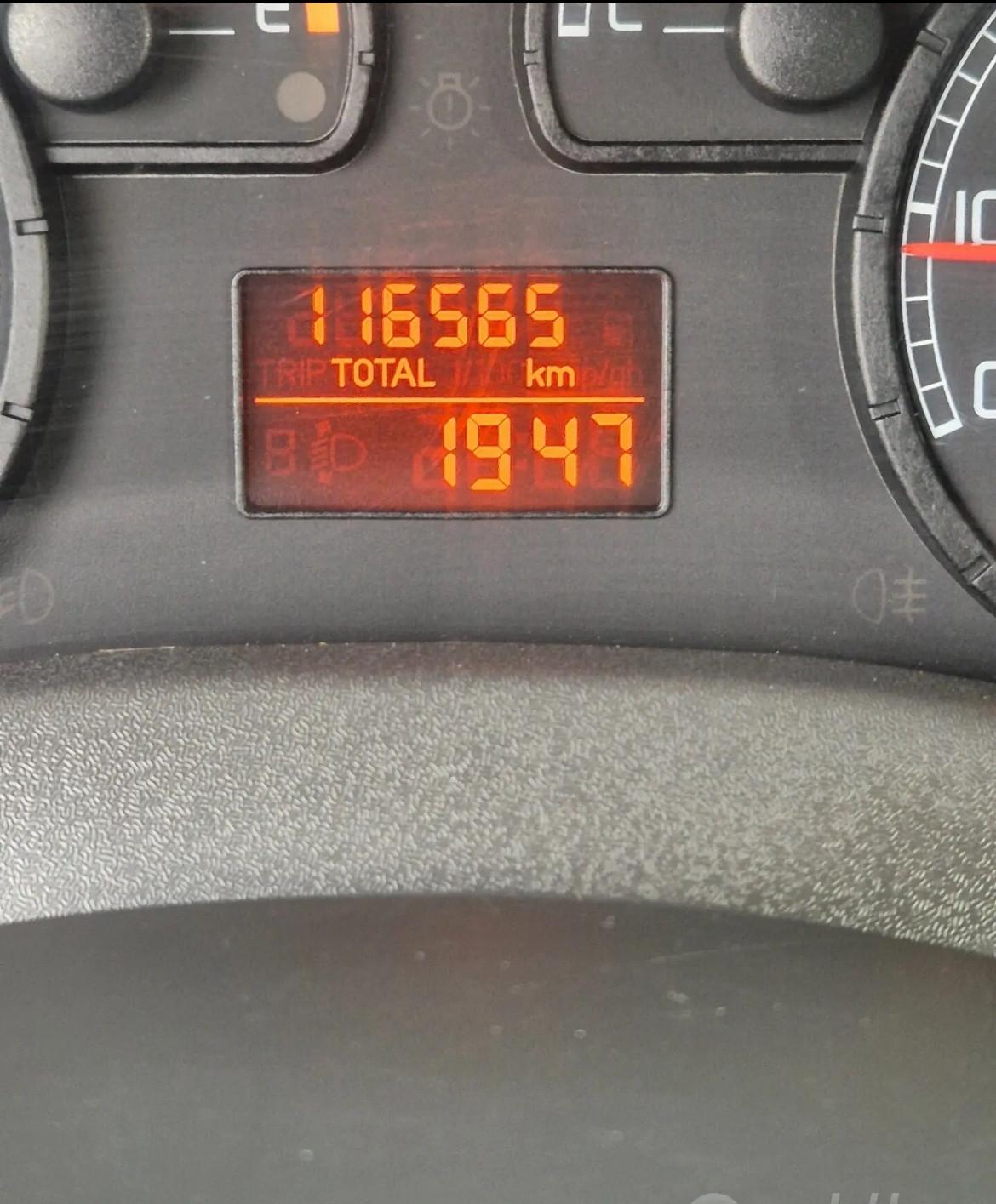 Fiat Doblo 1.9 JTD 105 cv solo 116 mila km gancio traino
