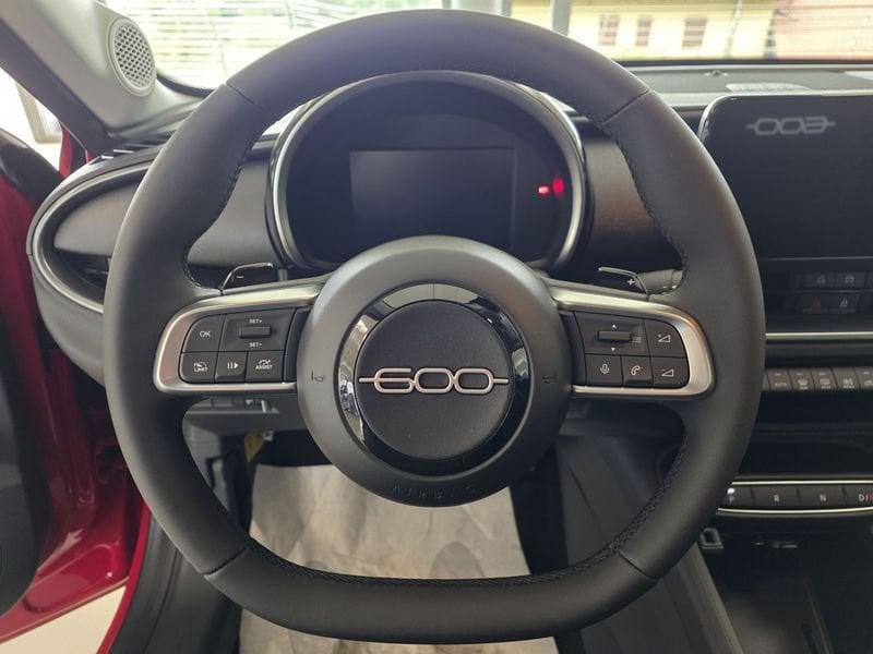 FIAT 600 600 Hybrid 100 CV DCT MHEV pack comfort