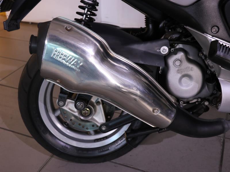 Aprilia Leonardo 150