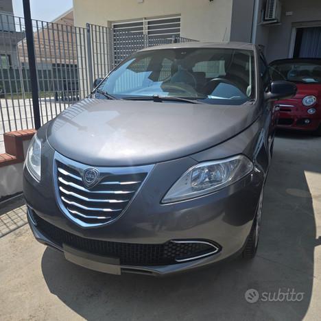 Lancia Ypsilon 1.2 69 CV 5 porte GPL