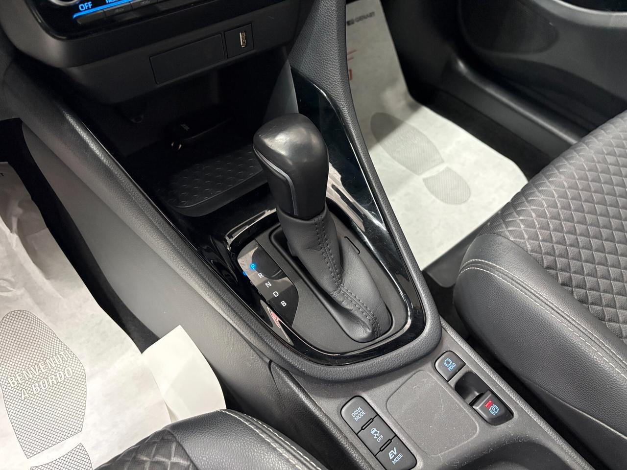 Toyota Yaris 1.5 HEV Full Hybrid 116cv Automatica Lounge FULL