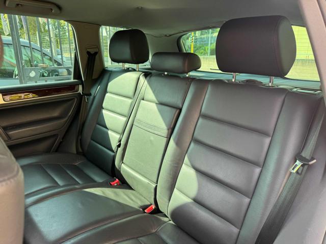 VOLKSWAGEN Touareg 3.0 V6 TDI DPF tiptronic