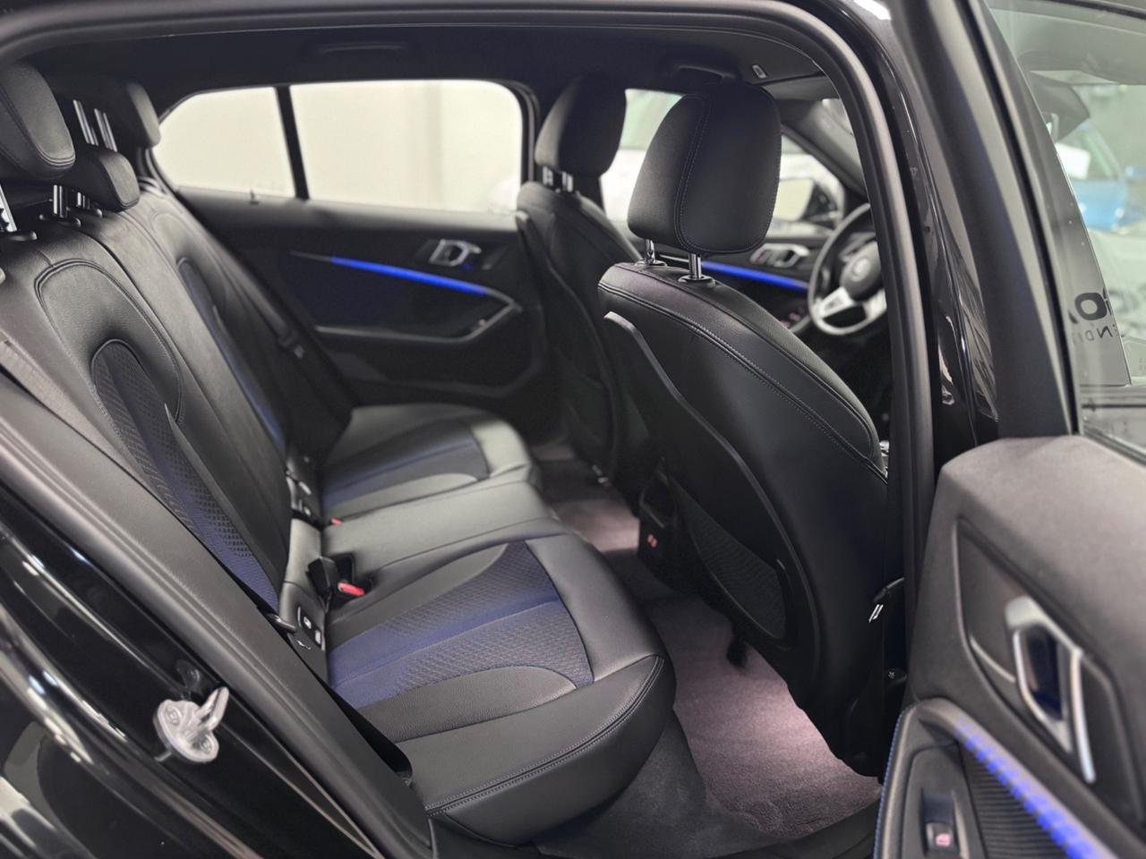 Bmw 116 116d 5p. Msport