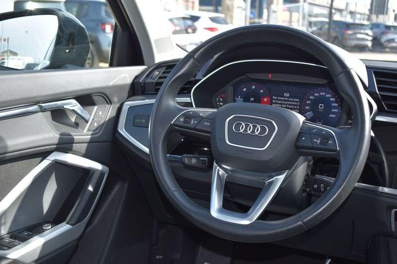 Audi Q3 35 TDI S tronic Business Advanced