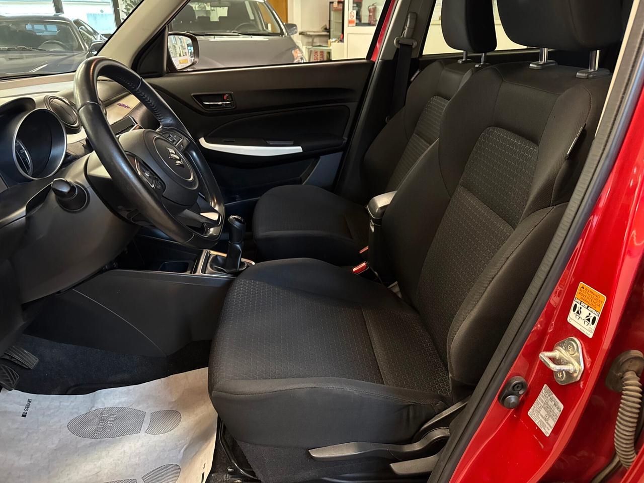 SUZUKI SWIFT 1.2cc 90CV Hybrid 4WD AllGrip Top