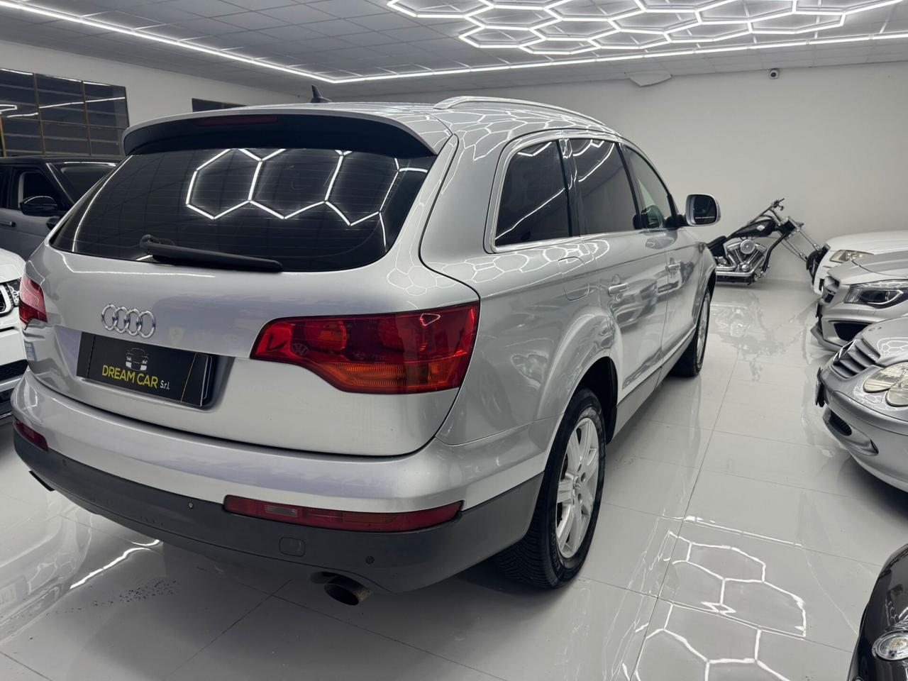 Audi Q7 3.0 V6 232Cv -DIESEL