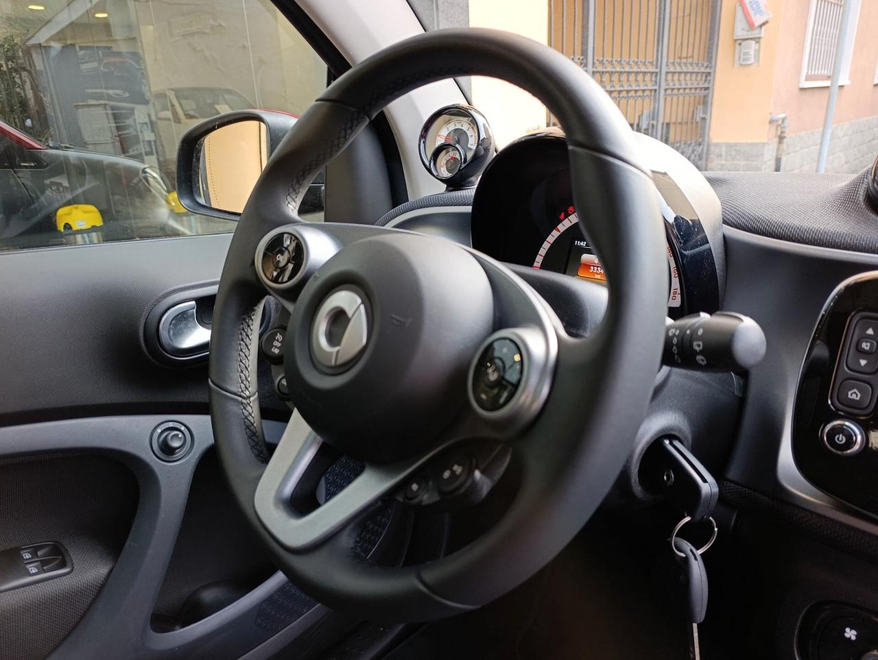 Smart ForTwo 90 0.9 Turbo twinamic Passion Grey Opaco e Rossa