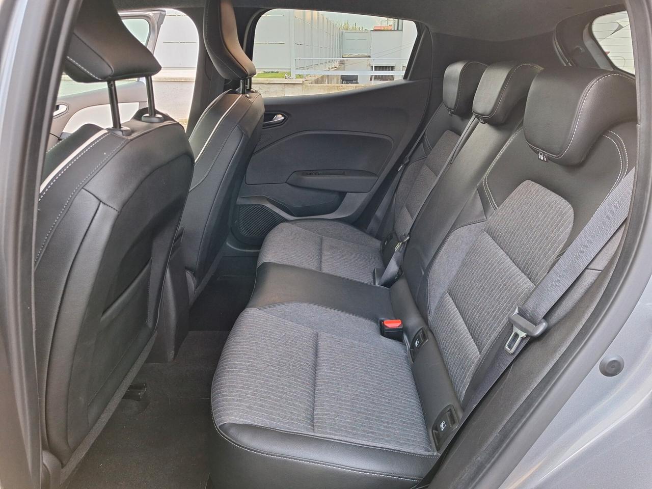 Renault Clio TECHNO 1.0 TCe 90cv Nav+Retrocam - 2023