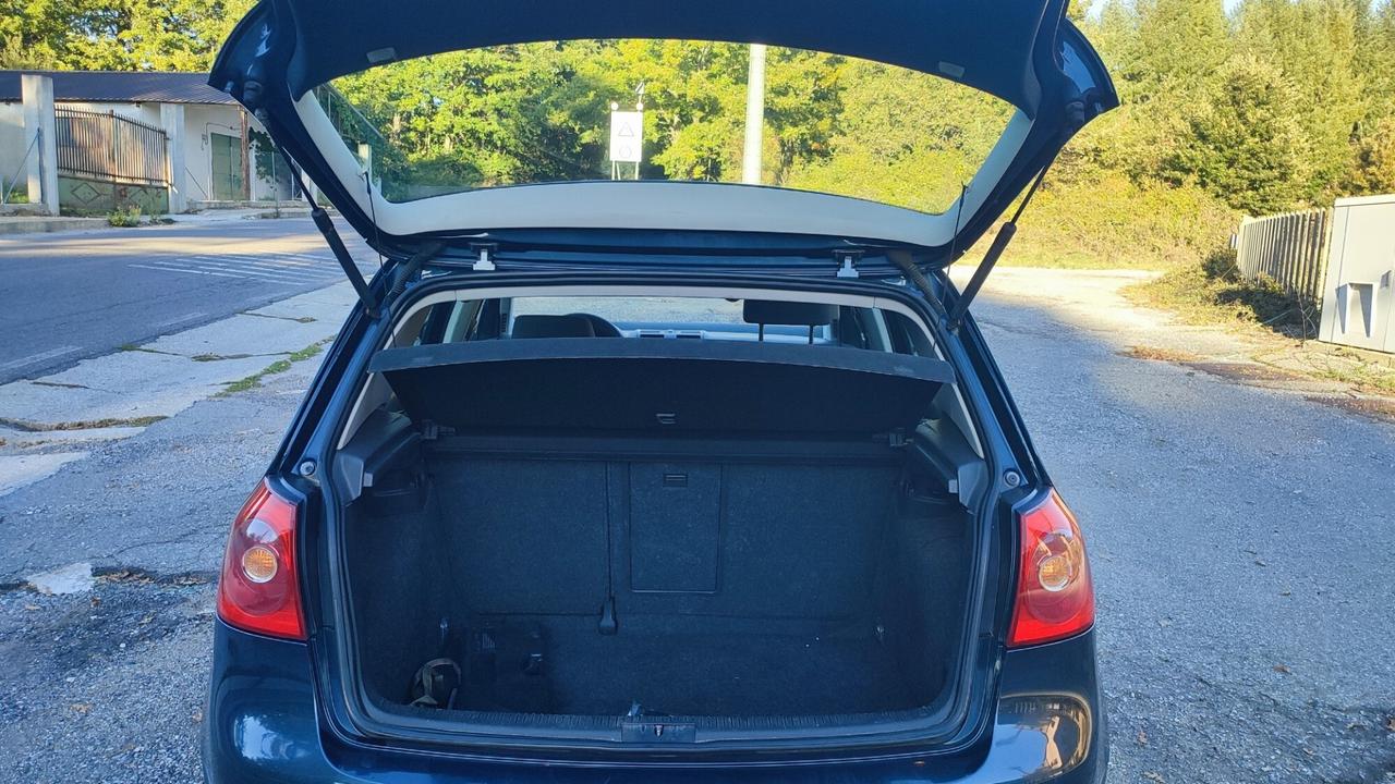 VOLKSWAGEN GOLF 5A SERIE 1.9 SPORTLINE