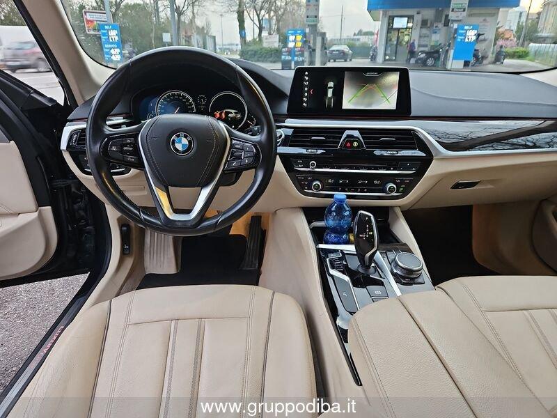 BMW Serie 5 G31 2017 Touring Diese 520d Touring Luxury auto