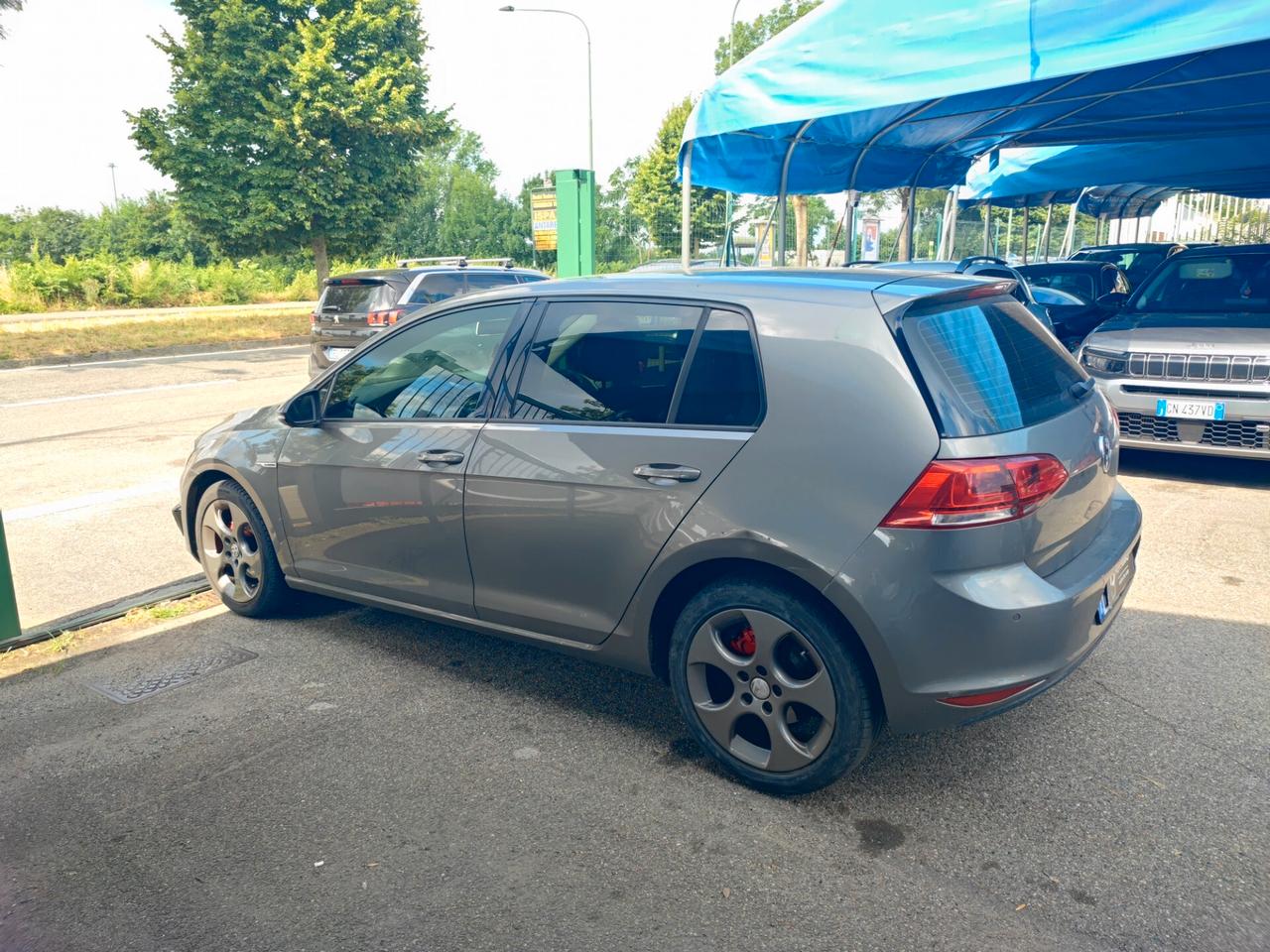 Volkswagen Golf Business 1.4 TGI DSG 5p. Highline BlueMotion