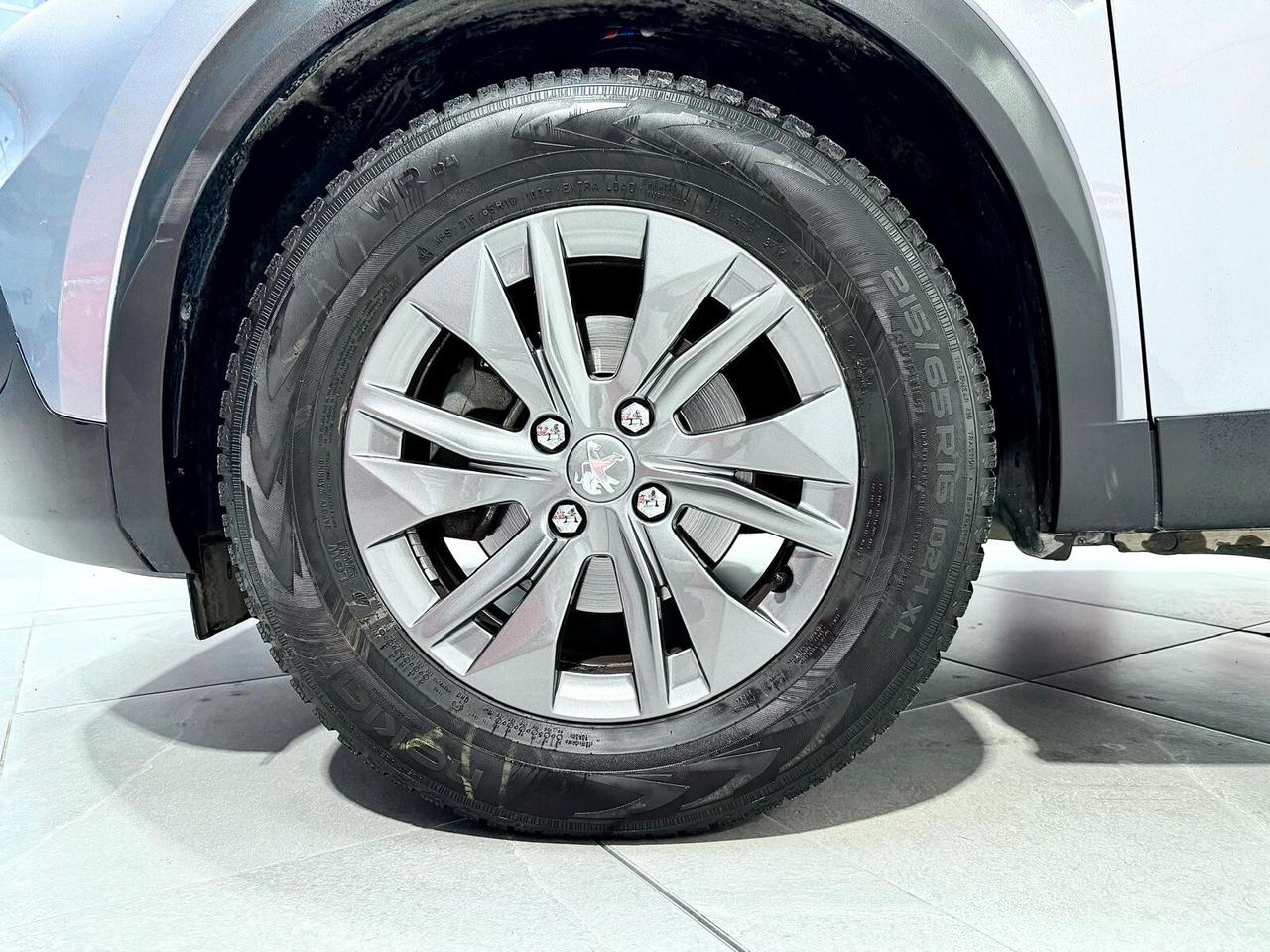 Peugeot 2008 PureTech 130 S&S EAT8 Active