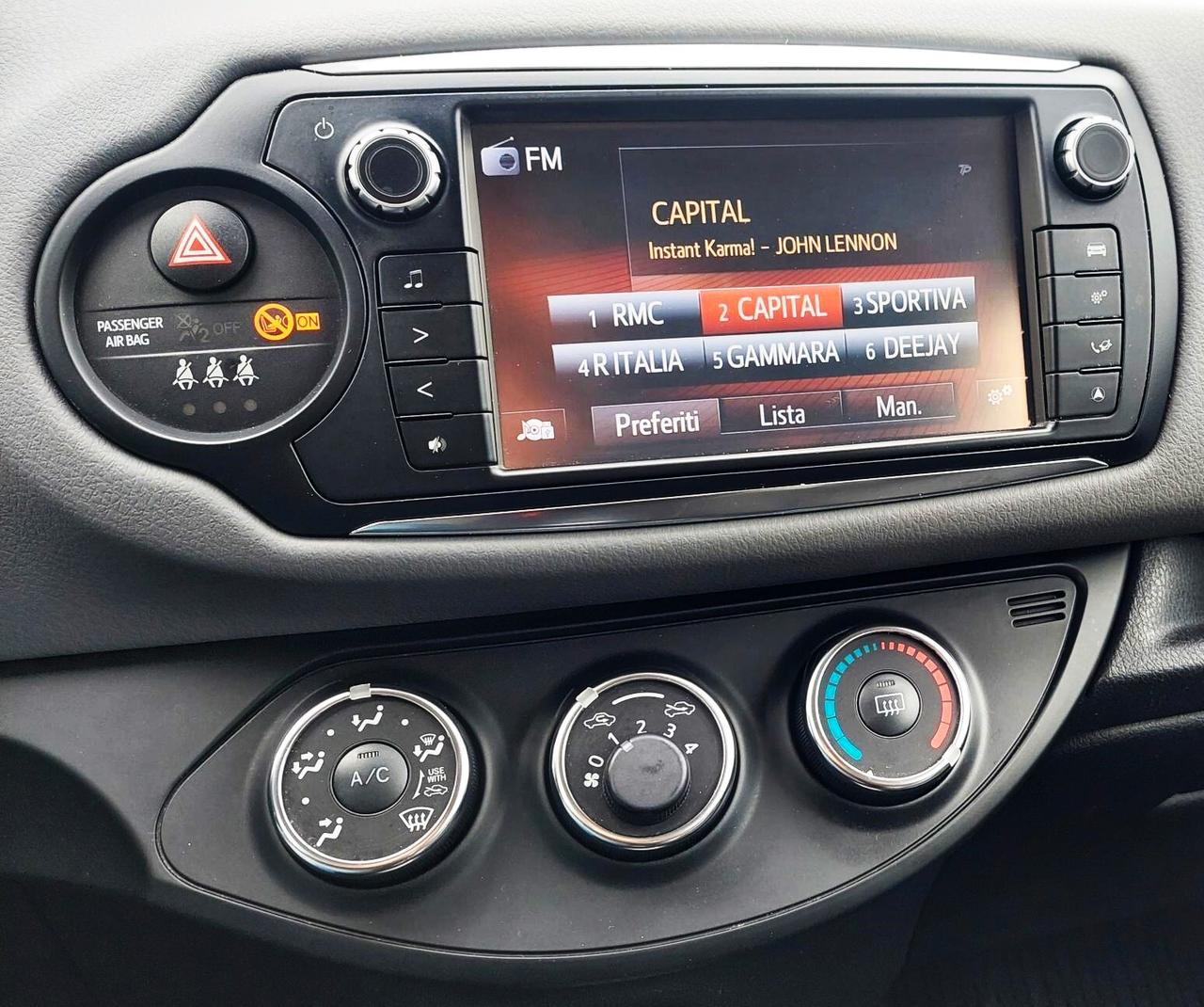 TOYOTA YARIS 1.0-UNICO PROPRIETARIO-NEOPATENTATI