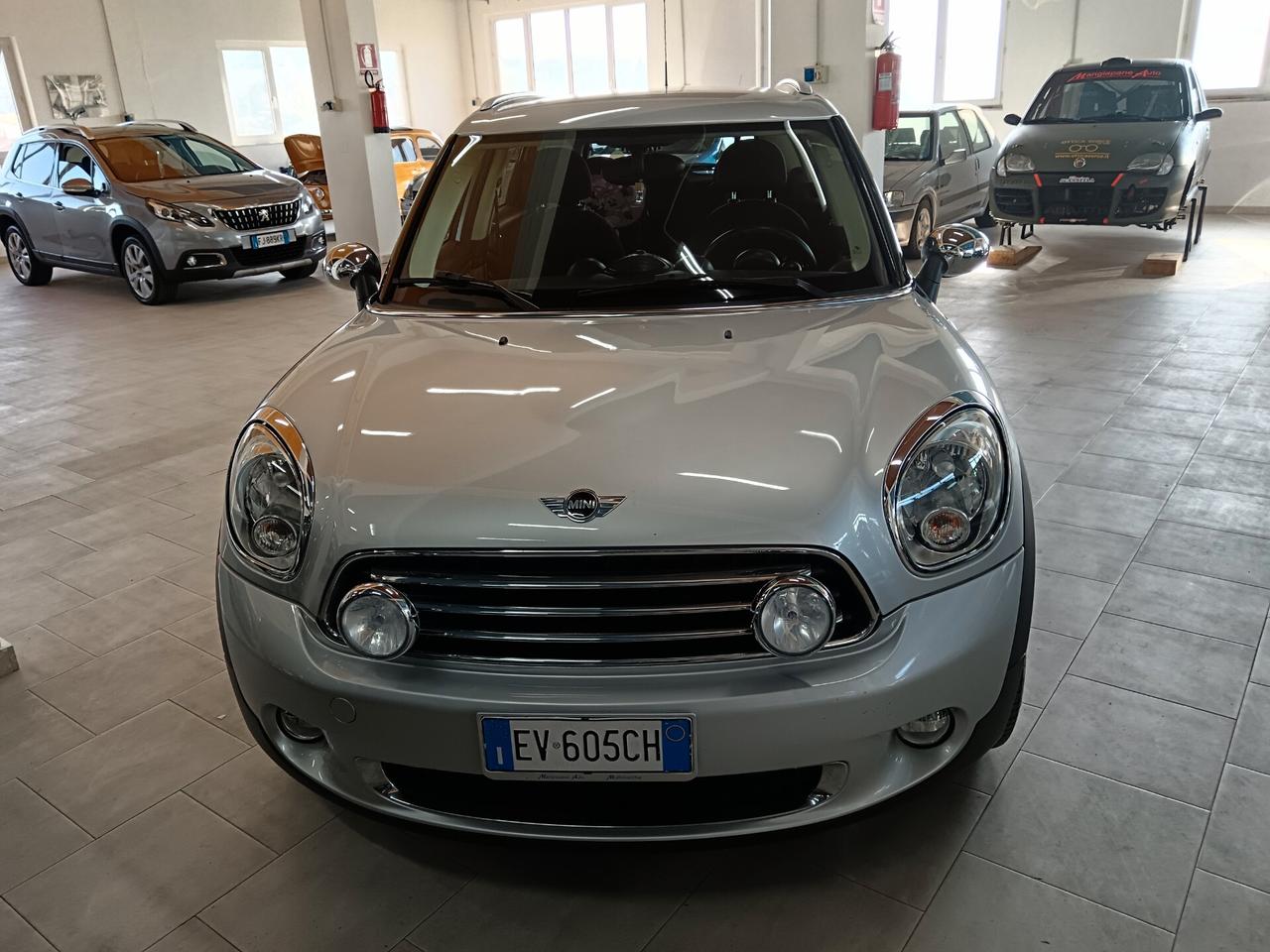 Mini Cooper D Countryman ( MOTORE NUOVO)