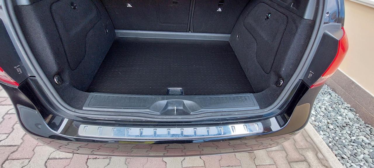 MERCEDES B180 PREMUIM 1,5 DIESEL 110 CV NAVI TELEFONO RETROCAMERA FULL FULL