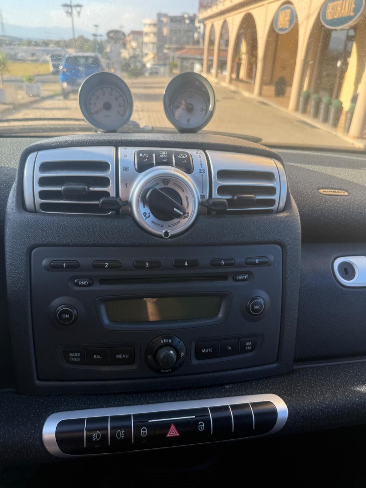 Smart ForTwo 1000 52 kW coupé passion