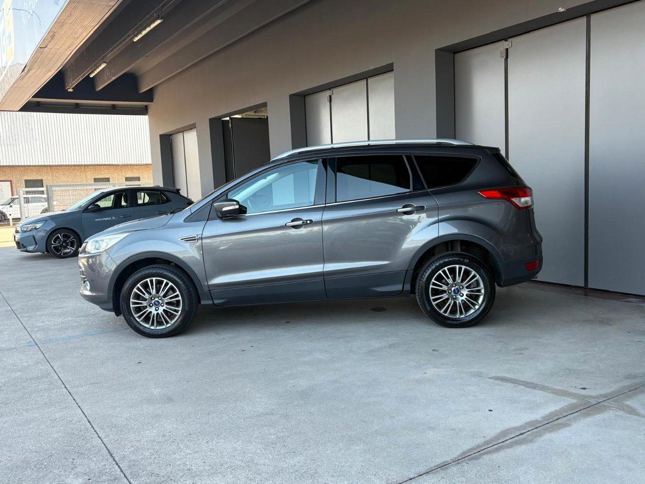 Ford Kuga 2.0 tdci Titanium 4wd 163cv powershift