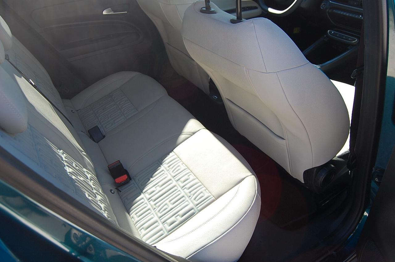 Fiat 600 Hybrid 100 CV DCT MHEV