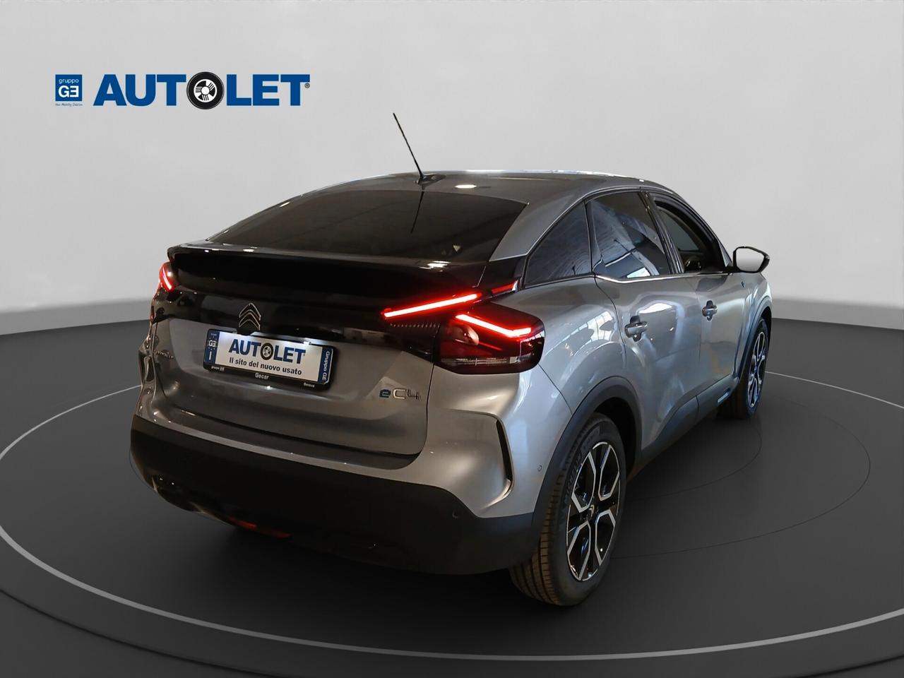 Citroen C4 e-C4 motore elettrico 136 CV Shine