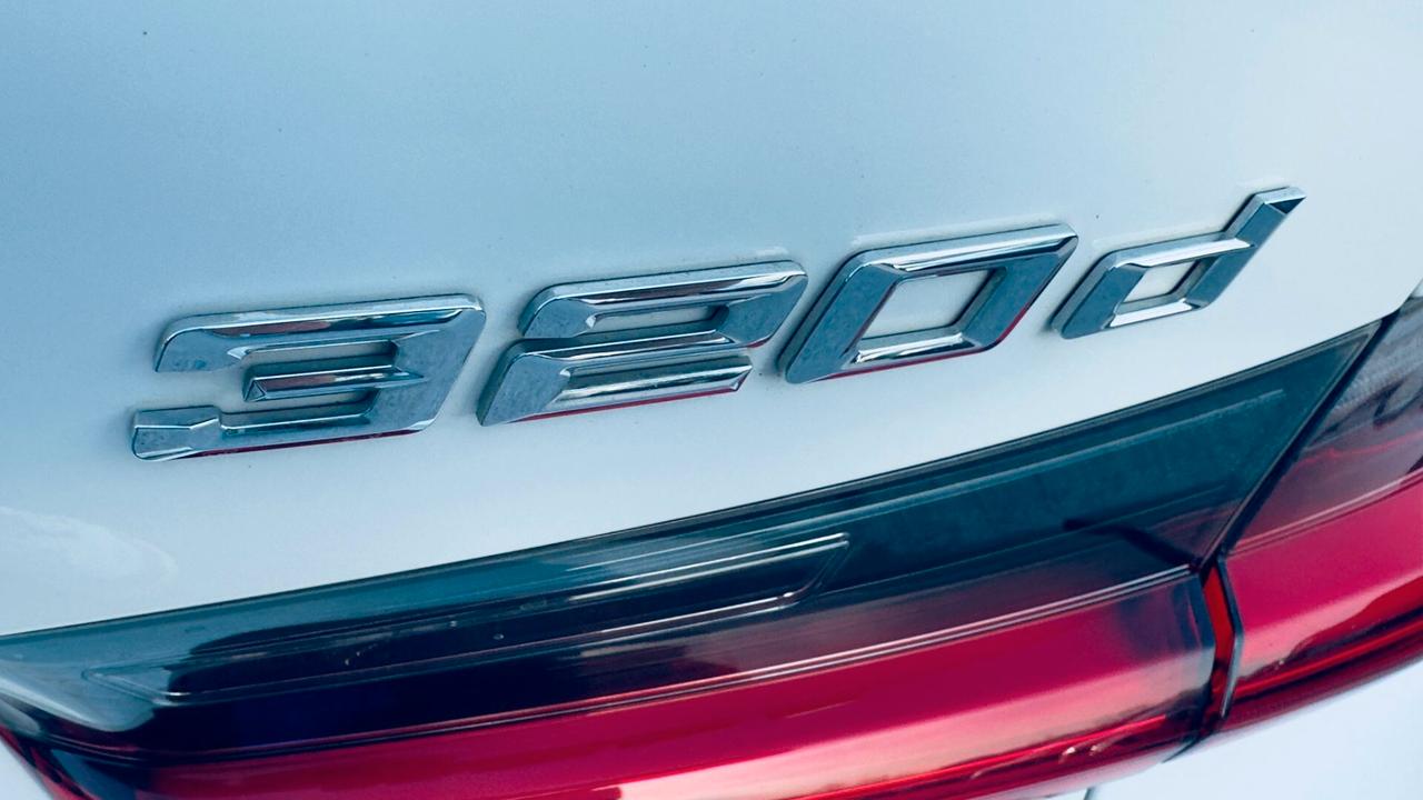 Bmw 320 320d xDrive Touring Sport