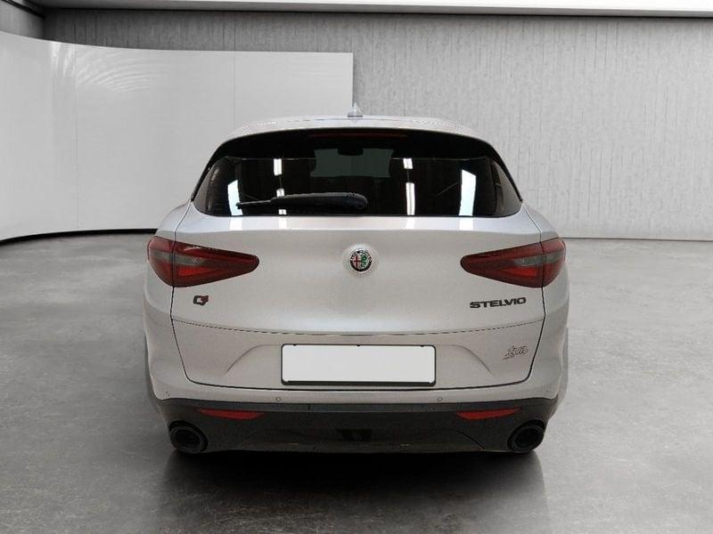 Alfa Romeo Stelvio 2.2 t Sprint Q4 190cv auto