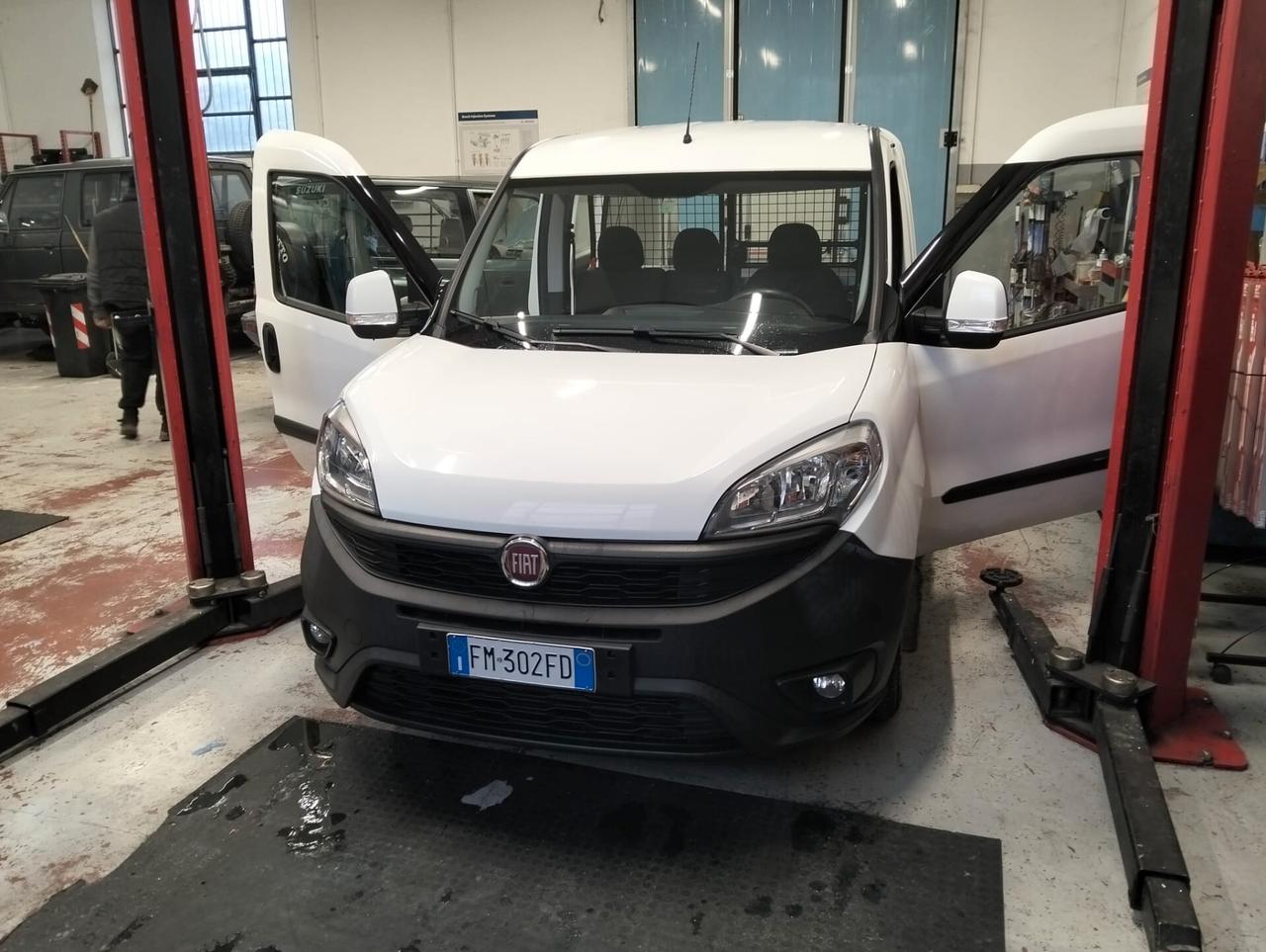 Fiat doblo 1300 m.j. 3 posti solo 12800km