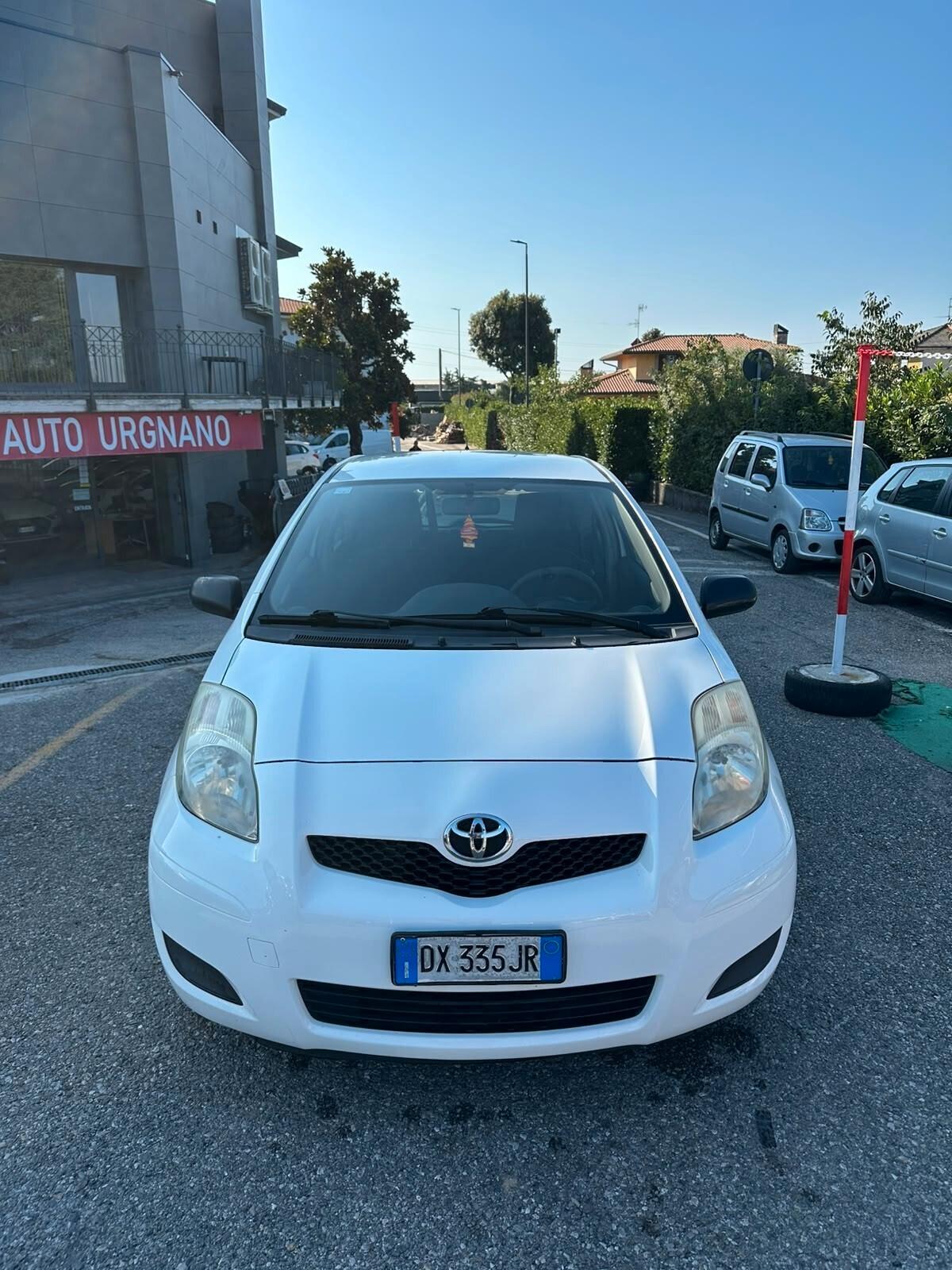 TOYOTA YARIS ADATTA A NEO PATENTATI