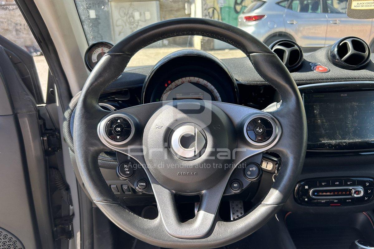 SMART fortwo EQ Ushuaïa (22kW)