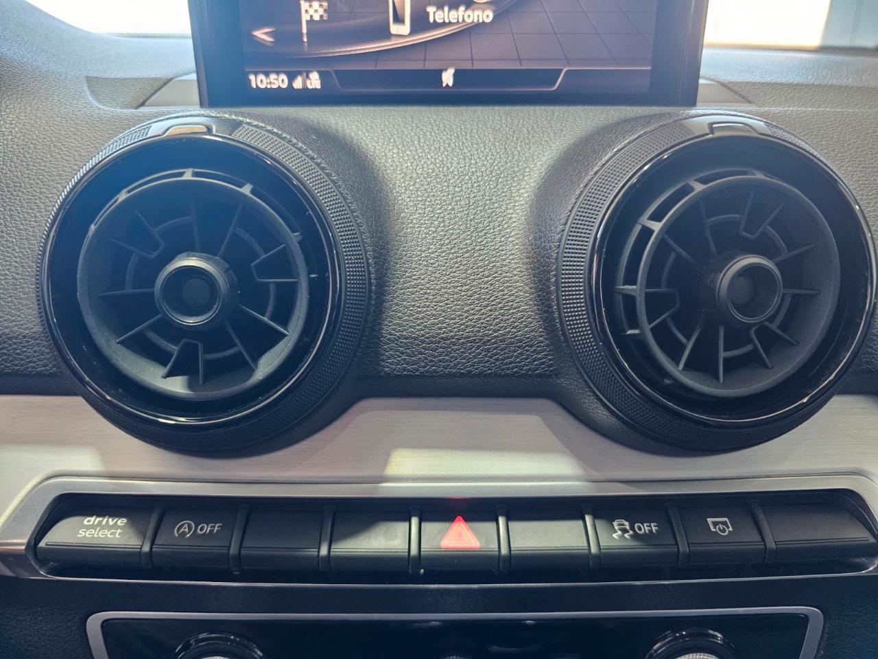 Audi Q2 30 1.6 tdi S line edition my19