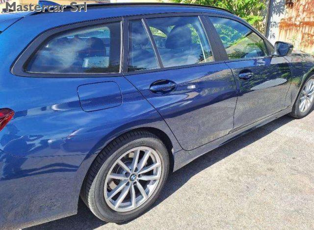 BMW 320 320d Touring mhev 48V xdrive Business Advantage au