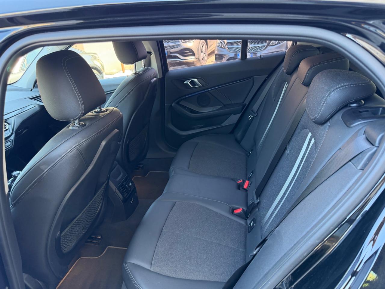 Bmw 118 118i 5p. Luxury
