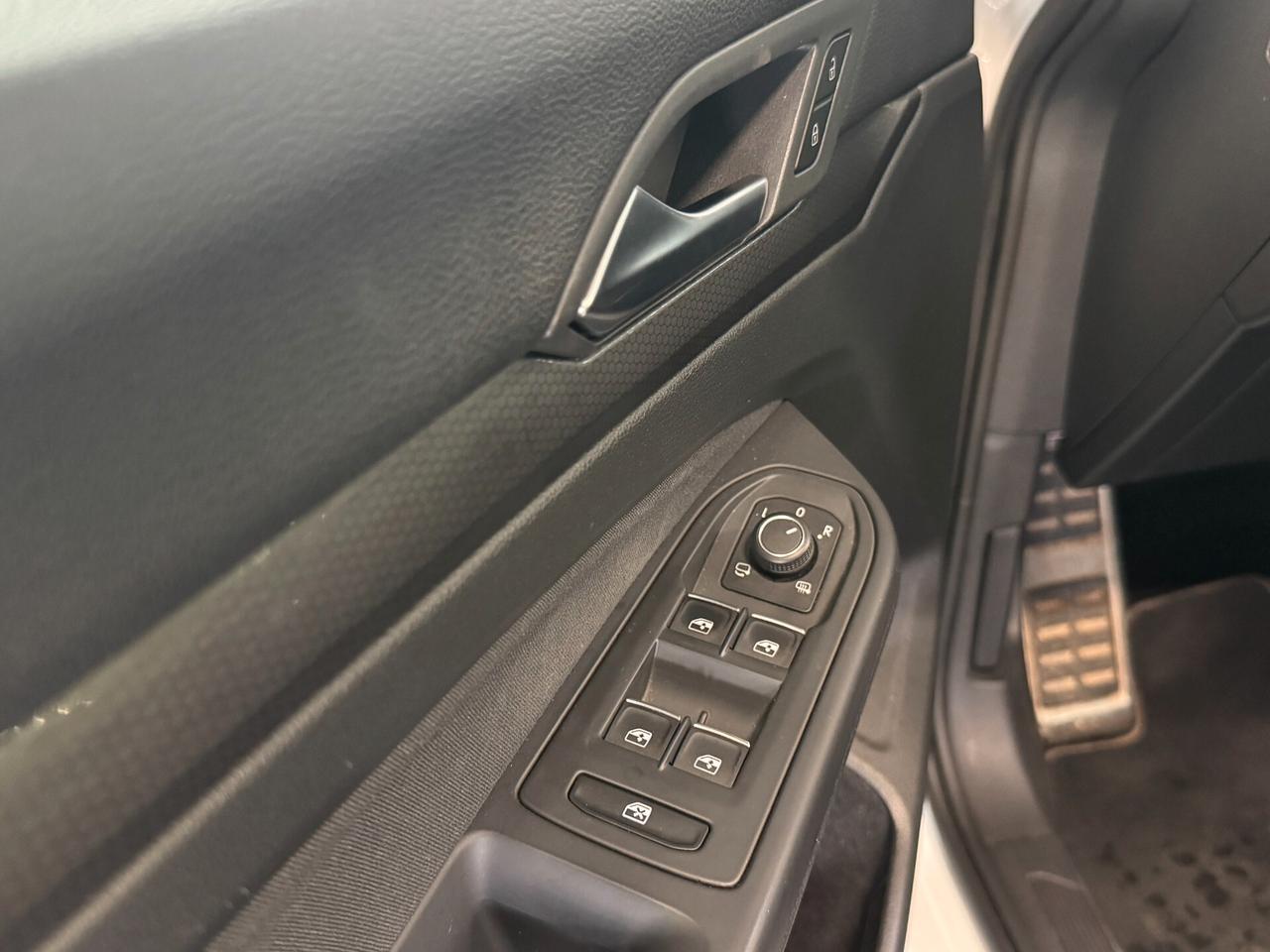 Volkswagen Golf GTI 2.0 TSI DSG