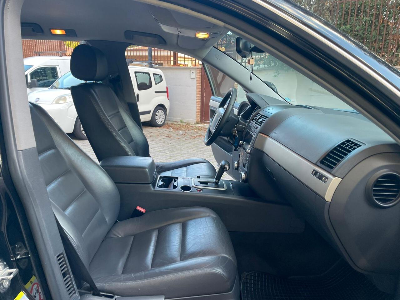 Volkswagen Touareg 3.0/240CV V6 TDI DPF Exclusive