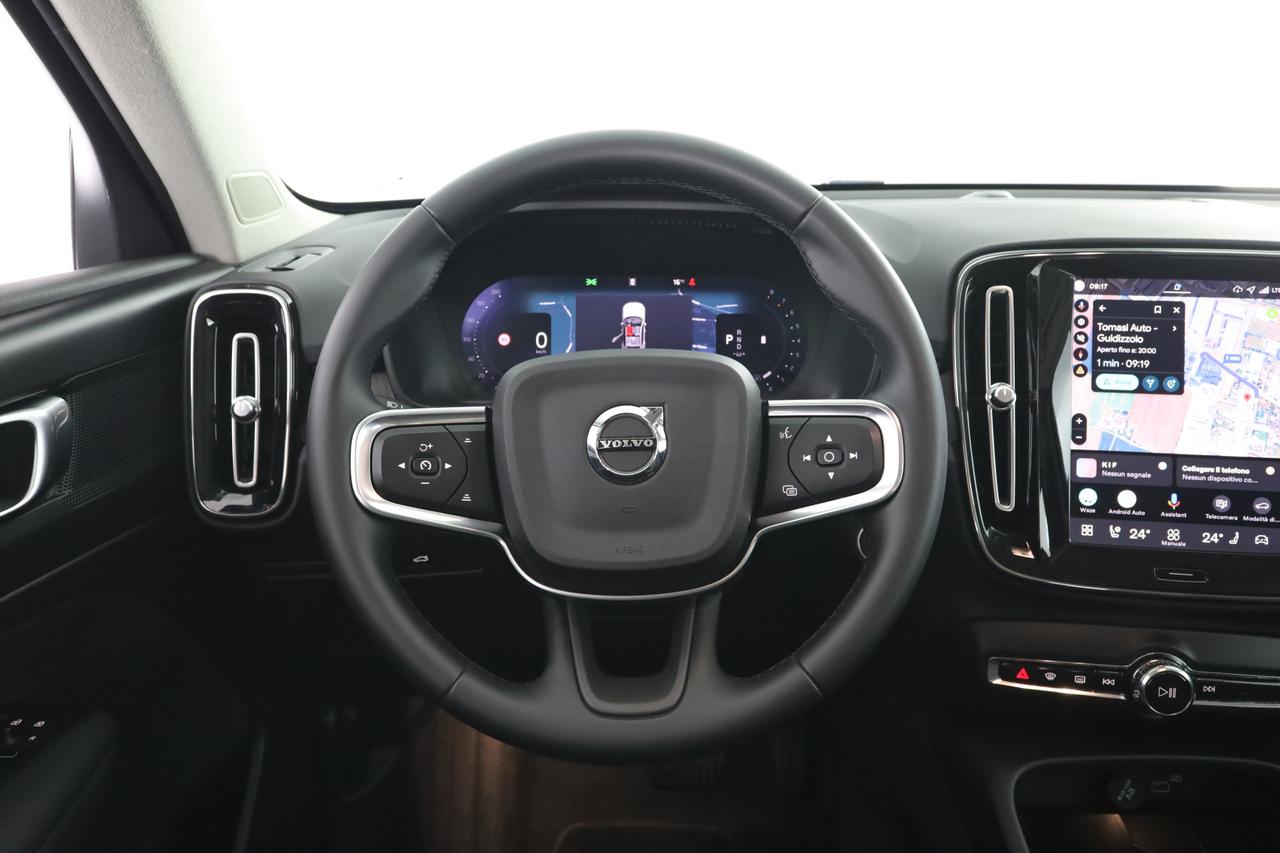 VOLVO XC40 (2017--->) XC40 B3 automatico Core