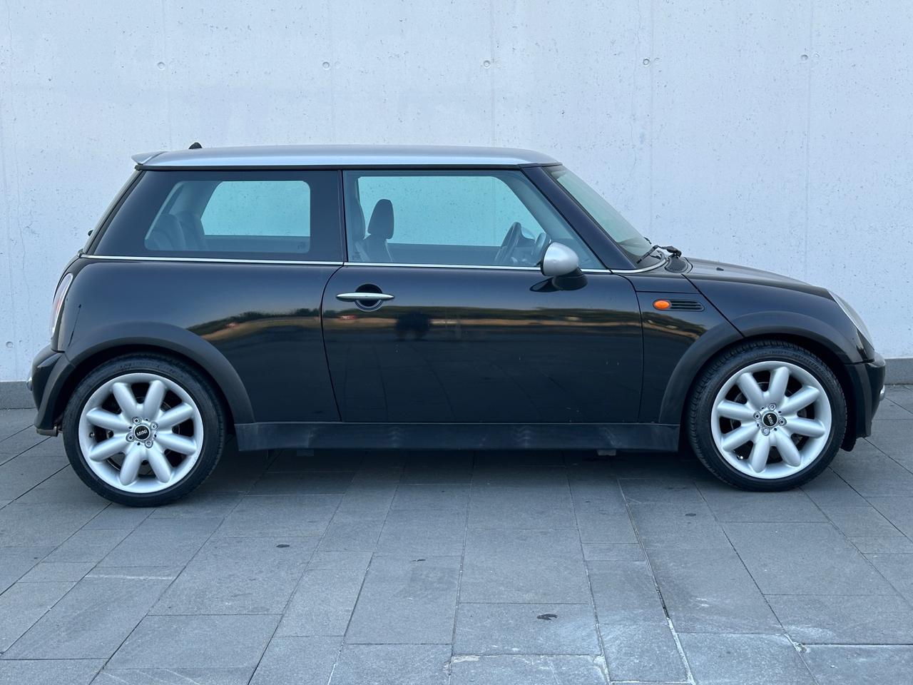 Mini 1.6 16V Cooper Neopatentati