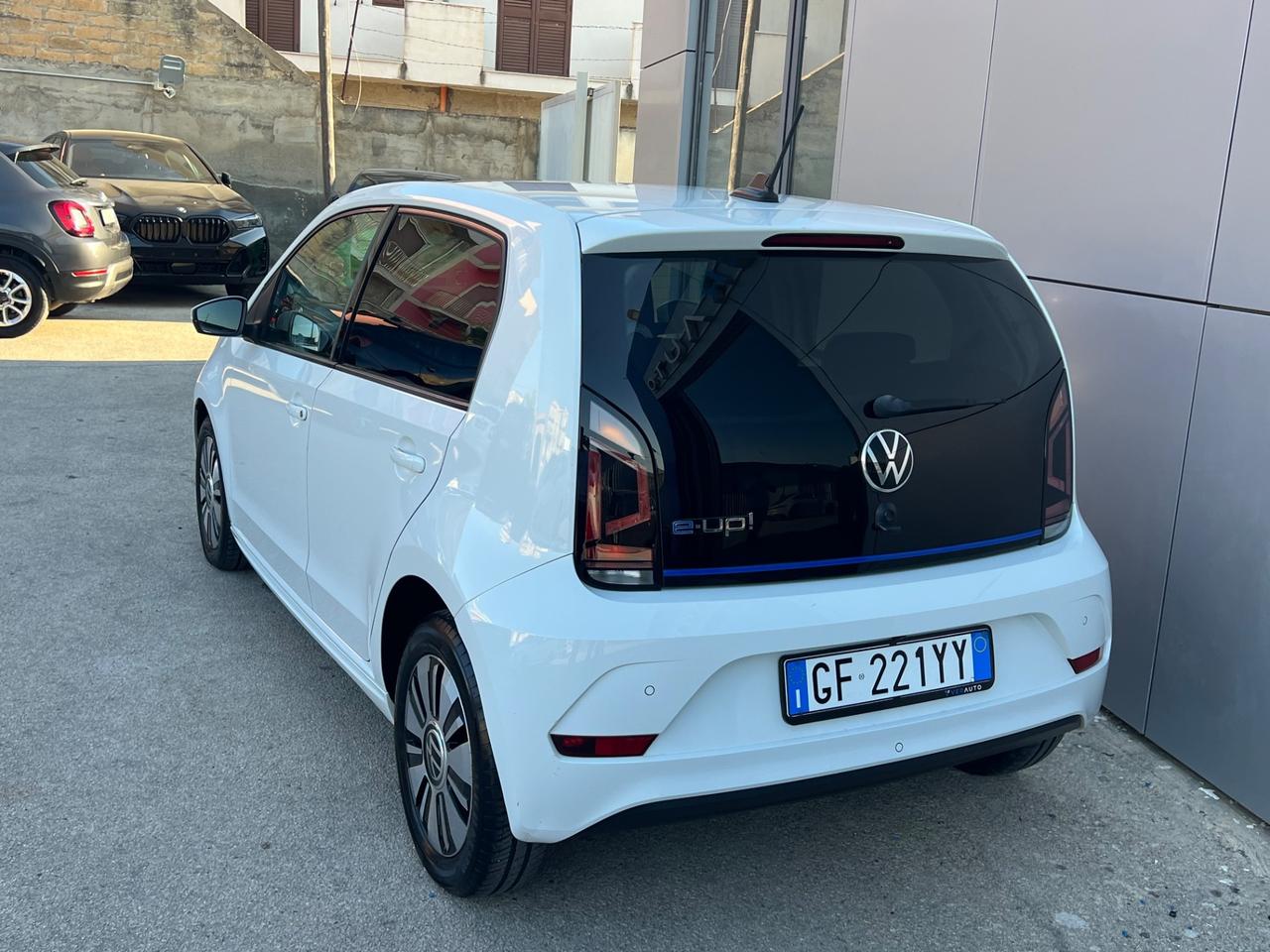 Volkswagen e-up! 83 CV