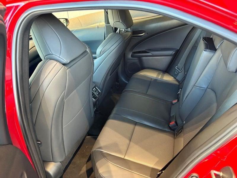 Lexus UX UX Hybrid F-Sport 4WD MY24