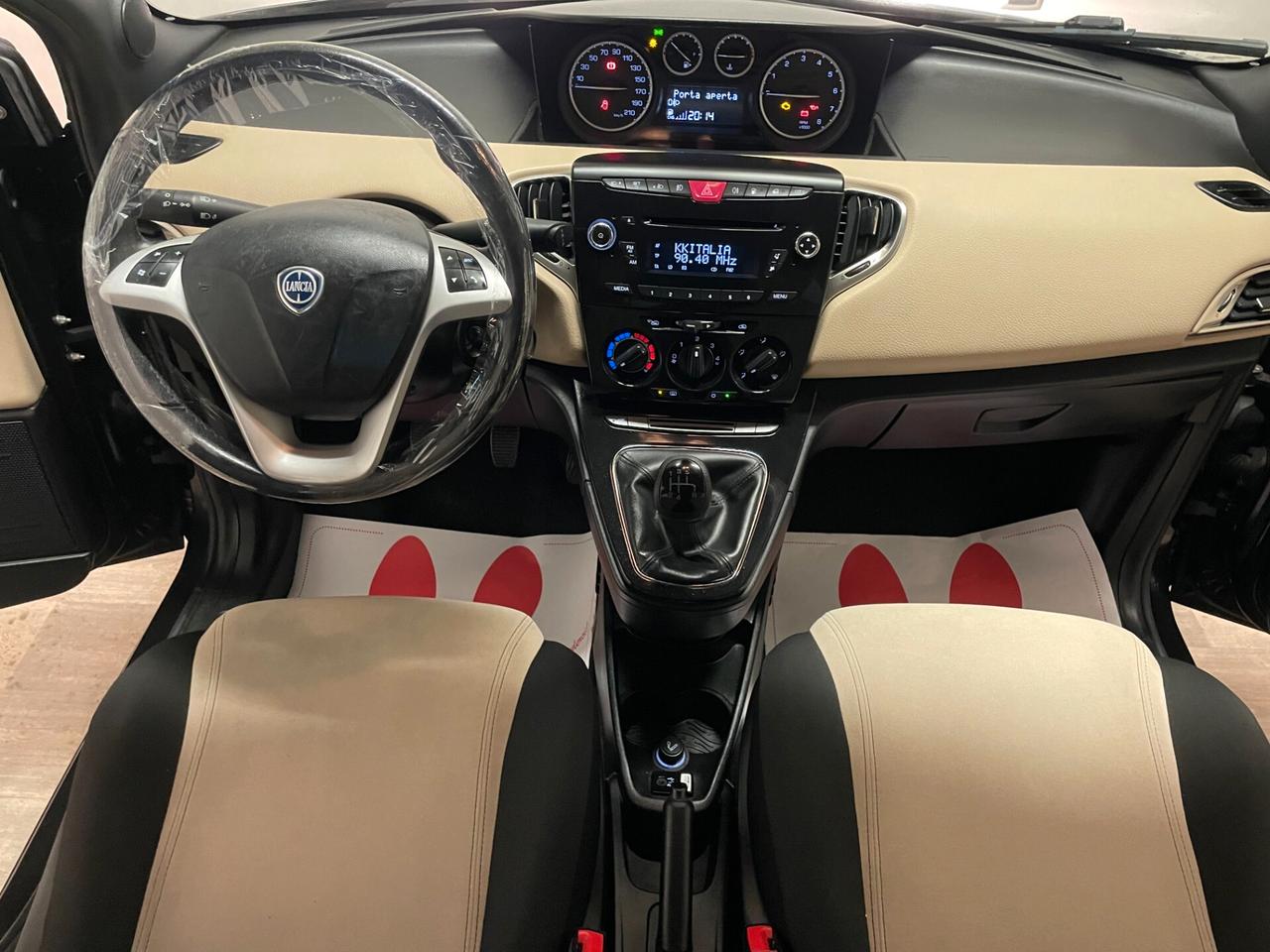 Lancia Ypsilon Ecochic Gold 0.9 TwinAir 85 CV Metano Neopatentati