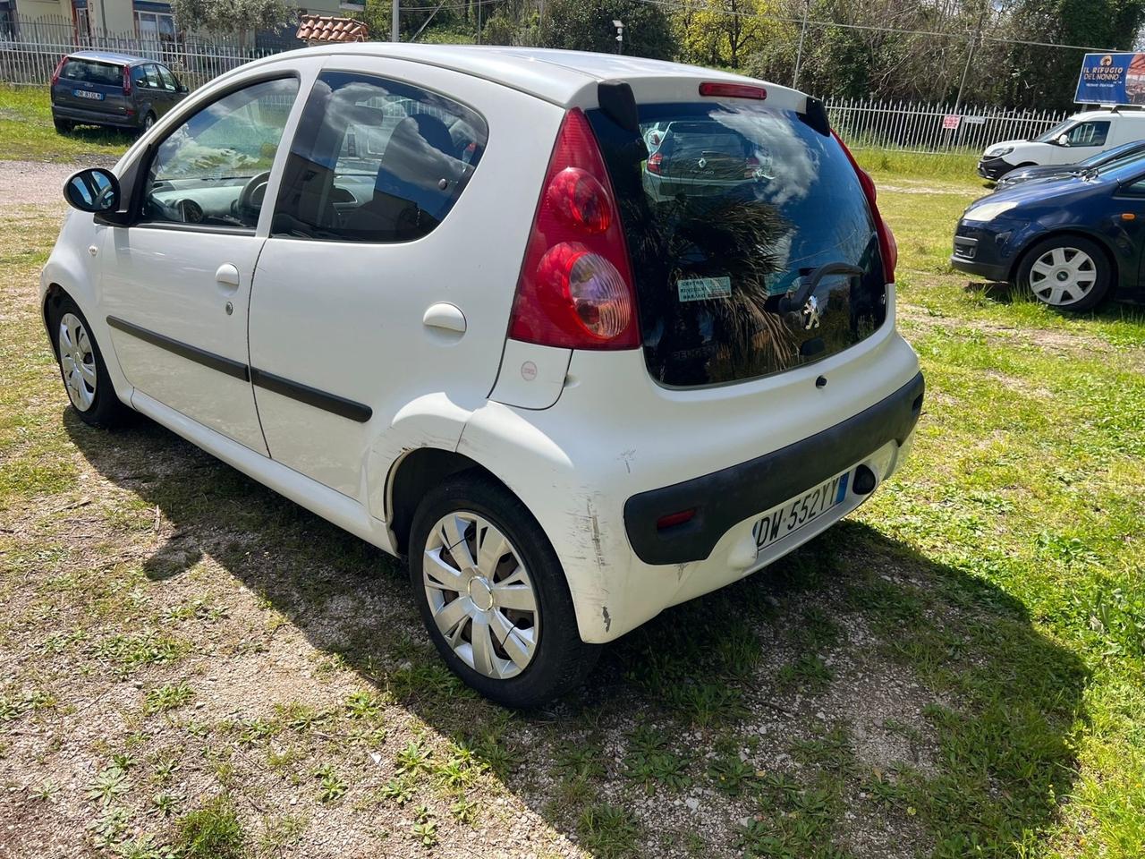 Peugeot 107 1.4 HDi 3p. Plaisir