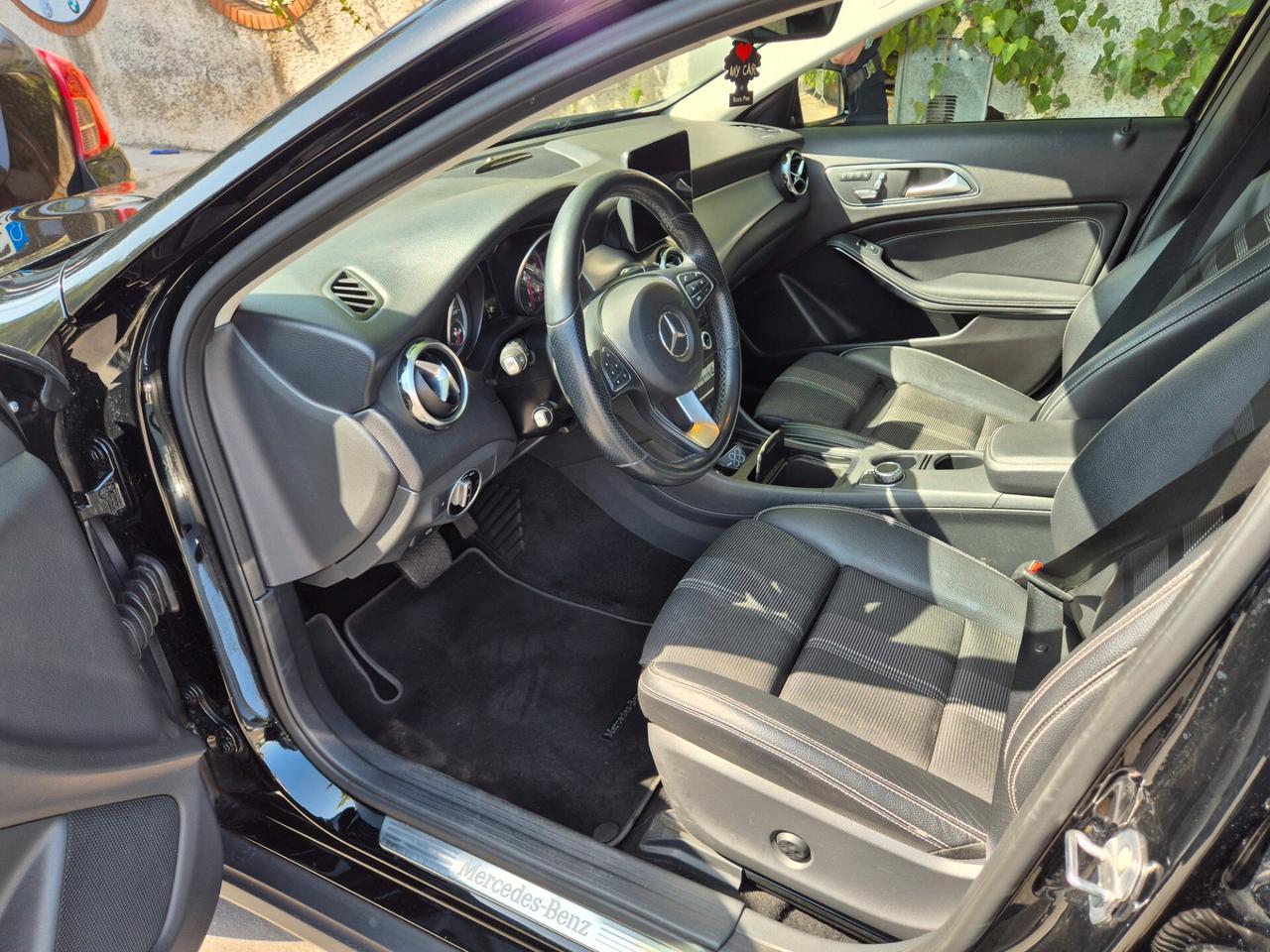 Mercedes-benz GLA 200 d Automatic 4Matic Premium 2019