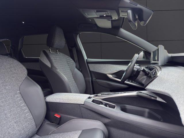 PEUGEOT 5008 Hybrid 136 e-DCS6 Allure Pack