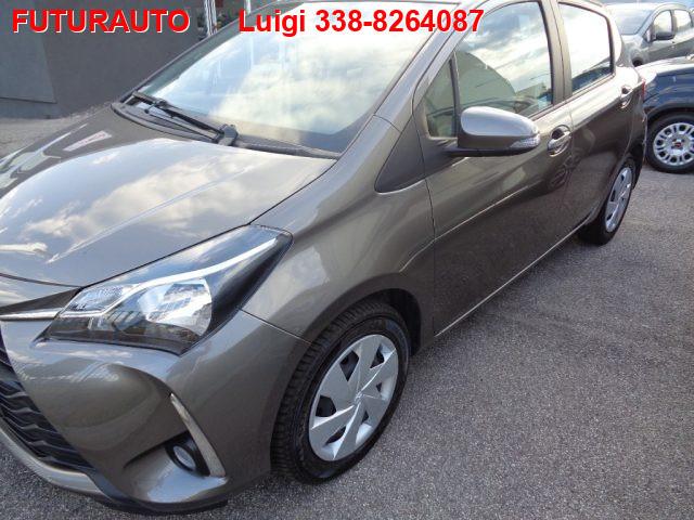 TOYOTA Yaris 1.5 5 porte Active