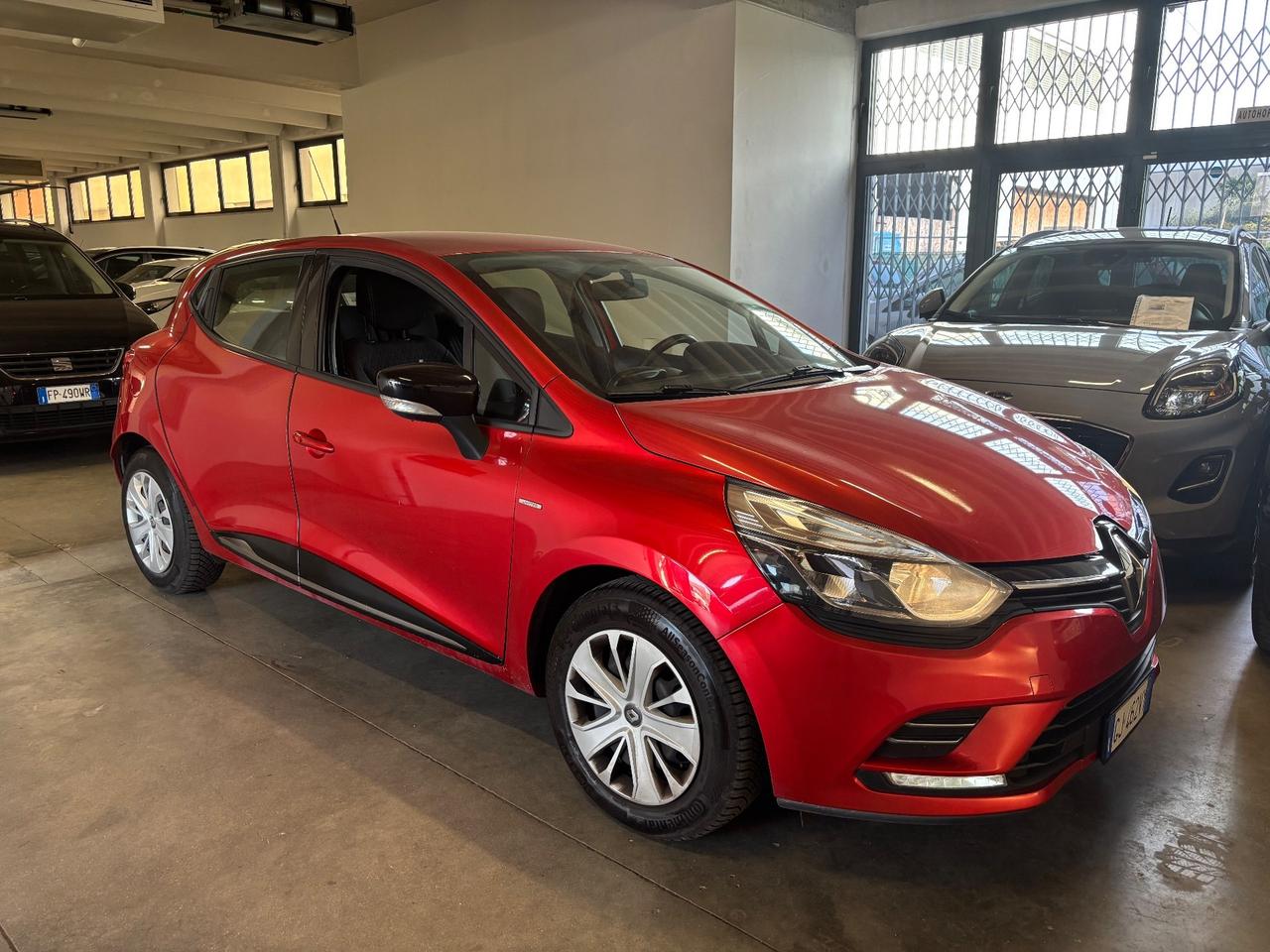 Renault Clio 1.2 BENZINA 75Cv LIMITED |OK NEOPATENTATI~