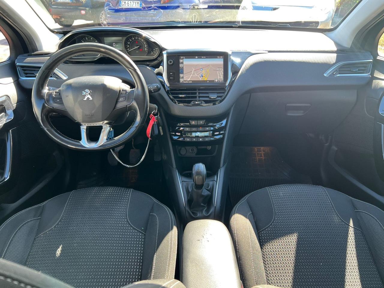 Peugeot 208 PureTech 82 5 porte Allure