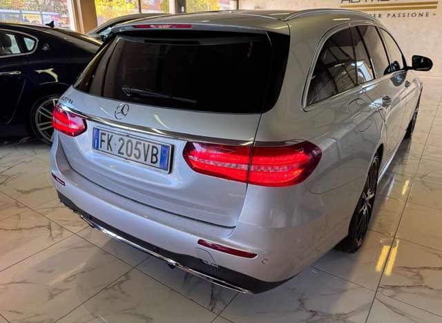 Mercedes-Benz E 220 Premium+LedColorati+Pelle+Tagliandi certificati