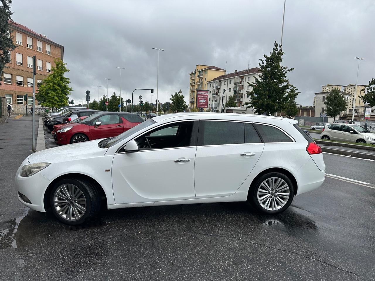 Opel Insignia 2.0 CDTI Sports Tourer Cosmo super full