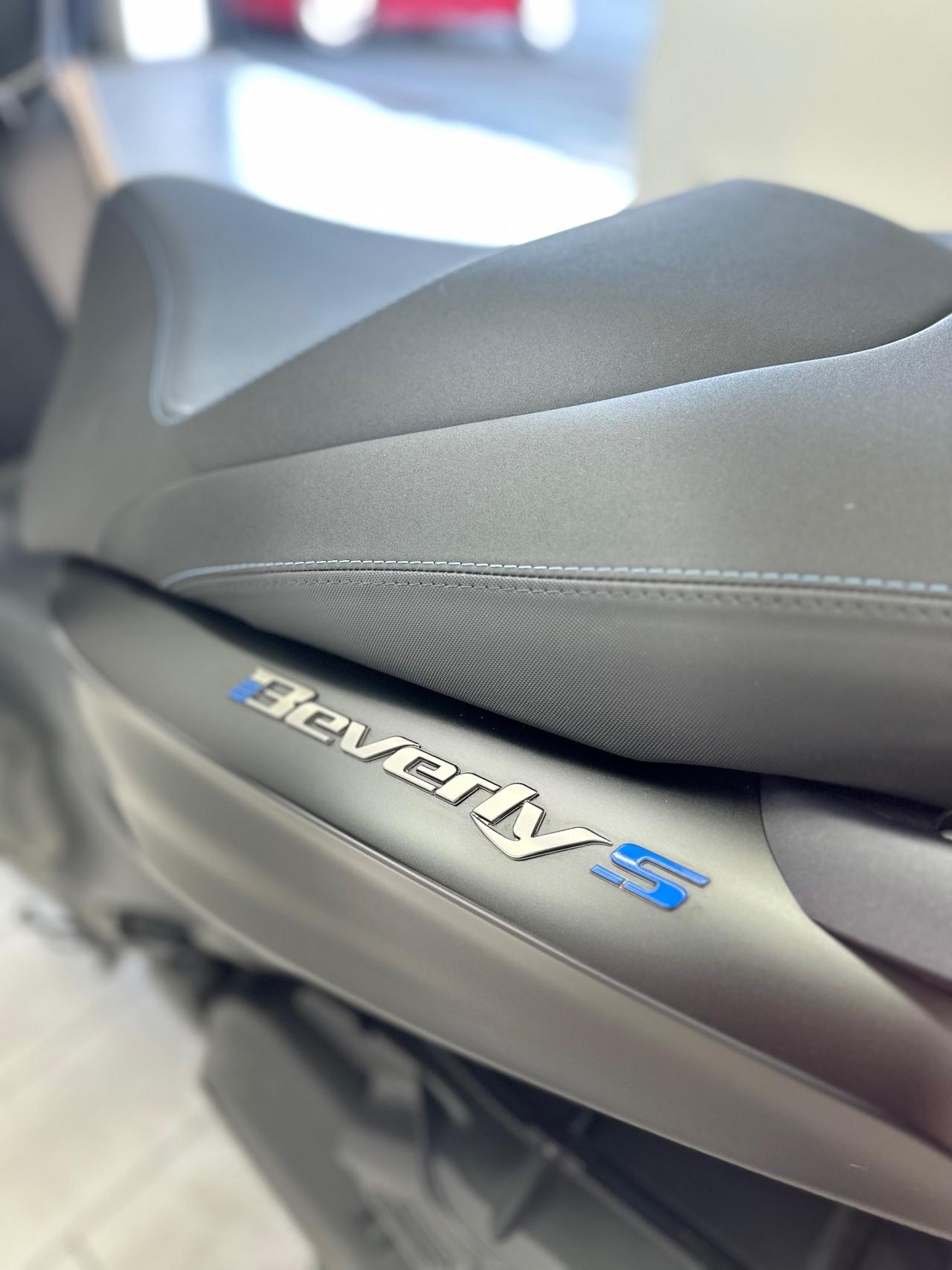 Piaggio Beverly 400 S