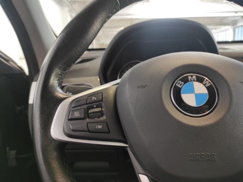 BMW X1 (F48) - X1 xDrive18d xLine